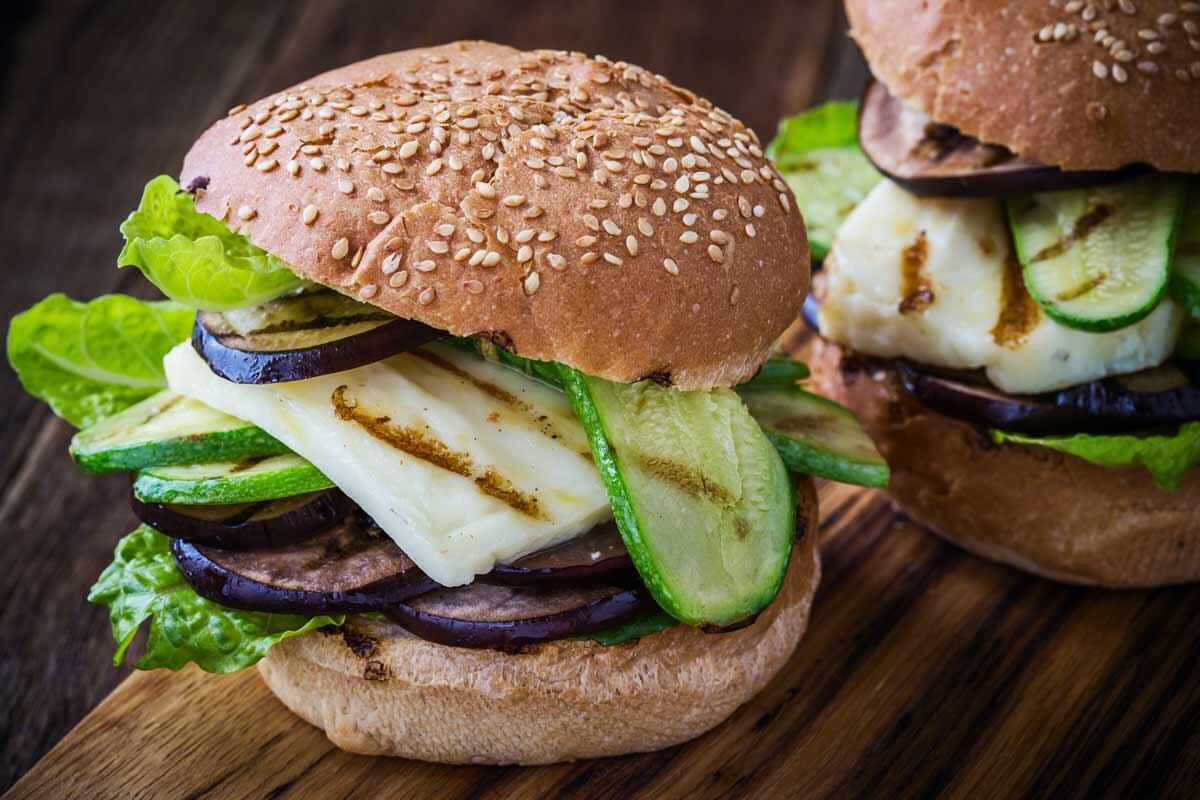 halloumi-burger-vom-grill.jpg