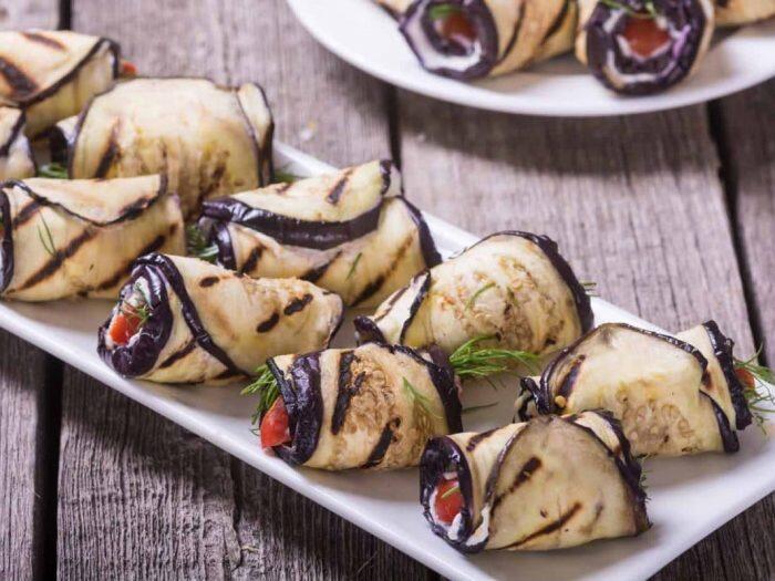 Auberginenroellchen-mit-Frischkaese