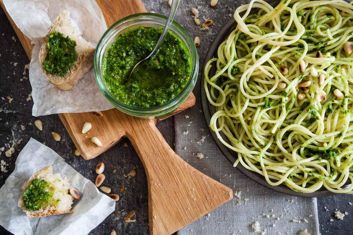Baerlauch-Mandel-Pesto.jpg