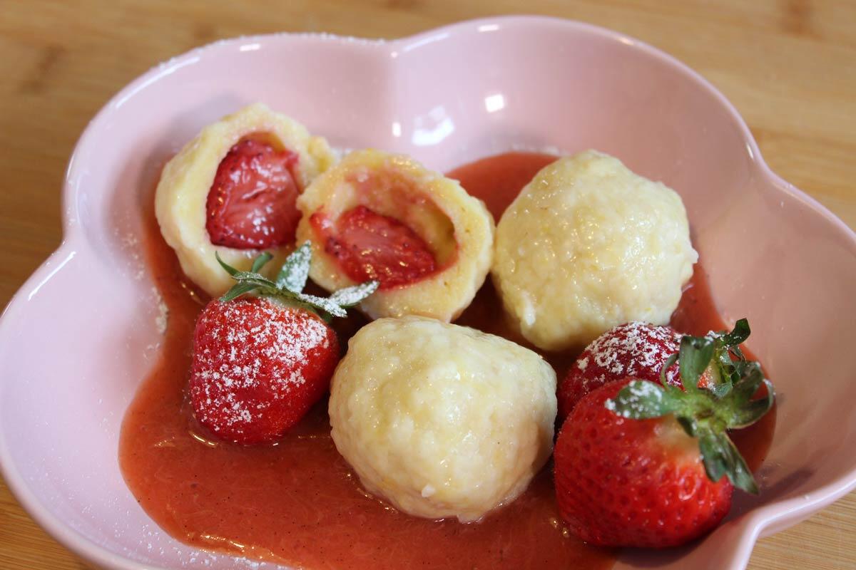 quarkknoedel-erdbeerkern.jpg