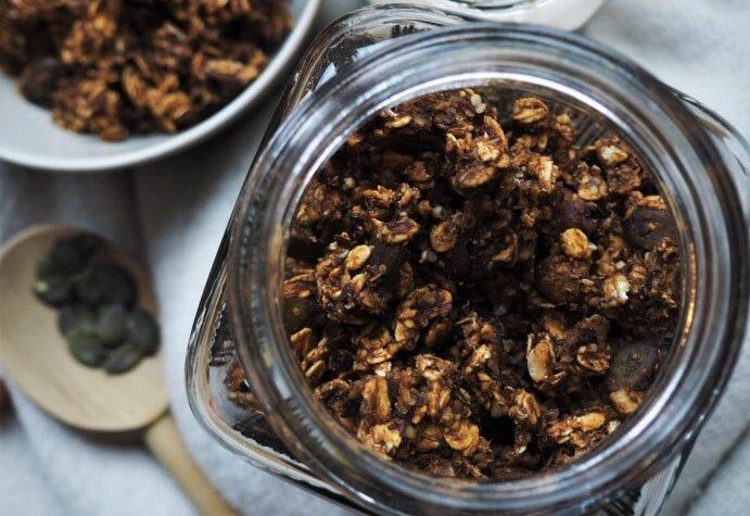 Nuss_Granola aus regionalen Zutaten